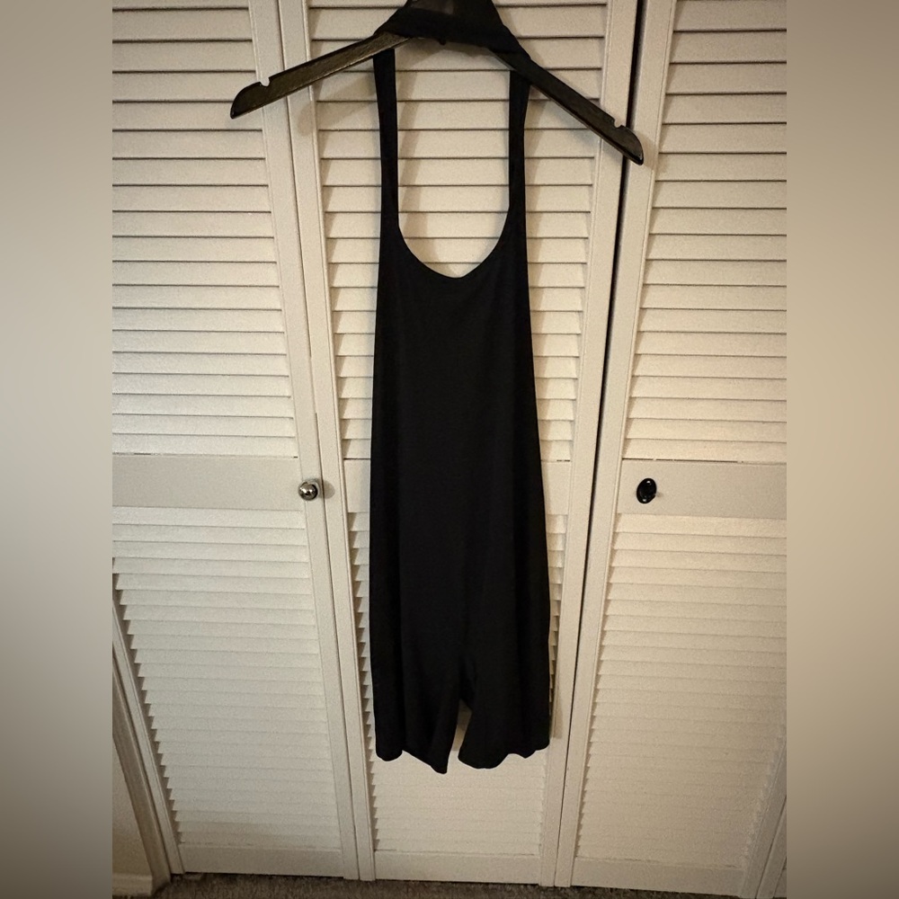 SHEIN Black Sleeveless Jumpsuit